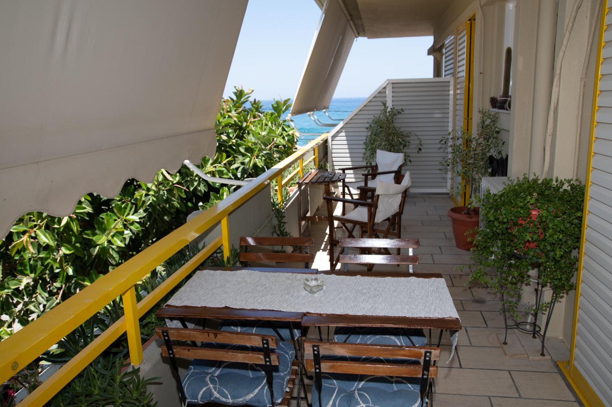 Eftihia Apartments By The Sea Rethymno  Bagian luar foto