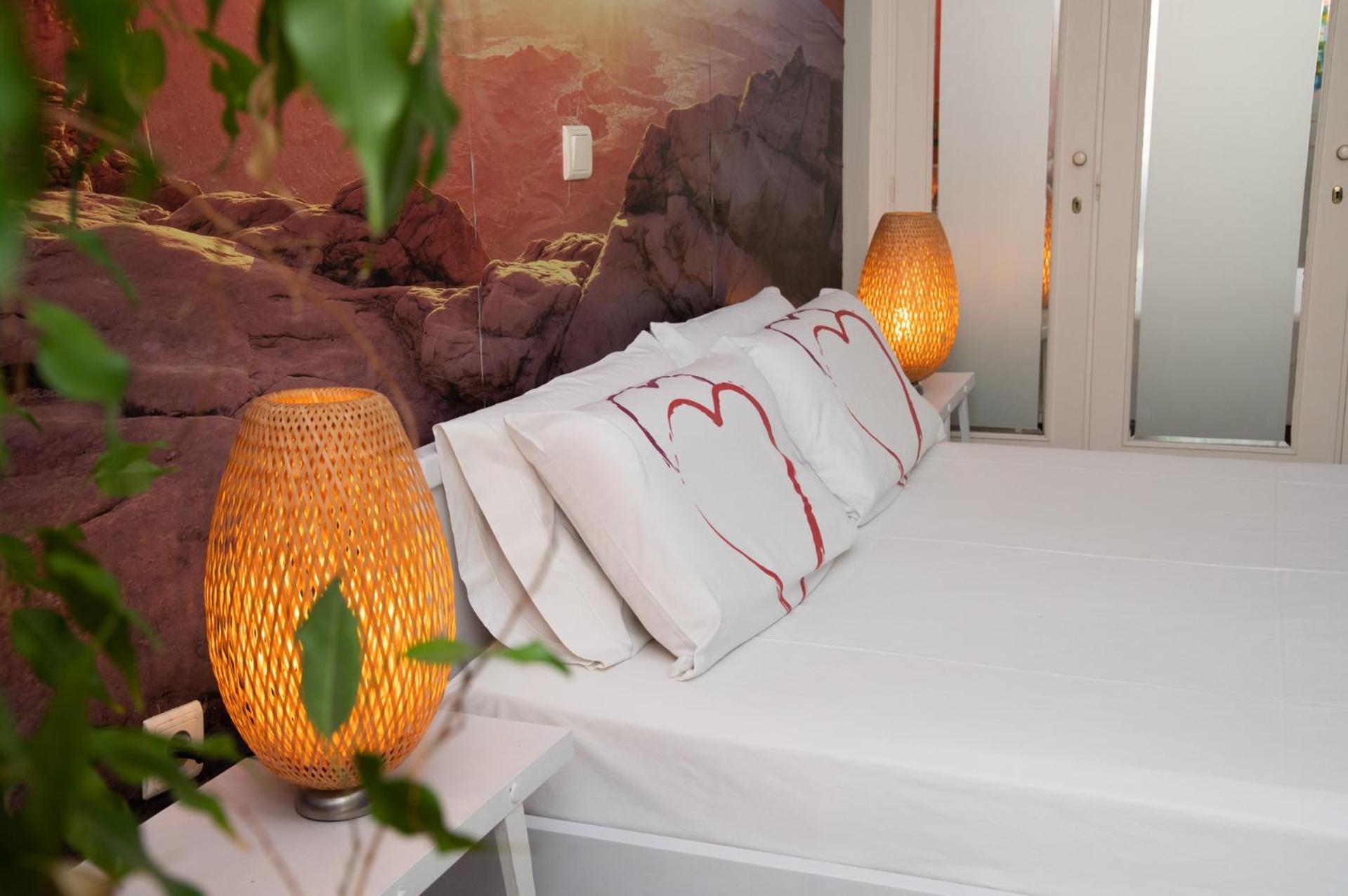 Eftihia Apartments By The Sea Rethymno  Bagian luar foto
