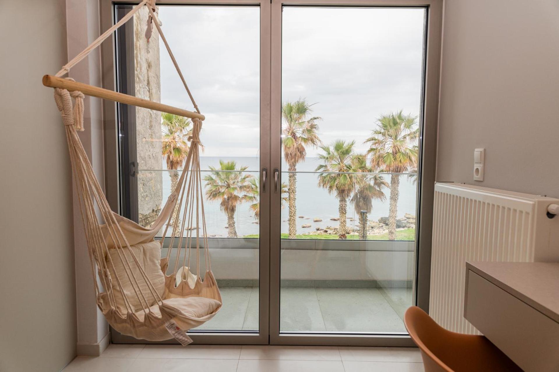 Eftihia Apartments By The Sea Rethymno  Bagian luar foto