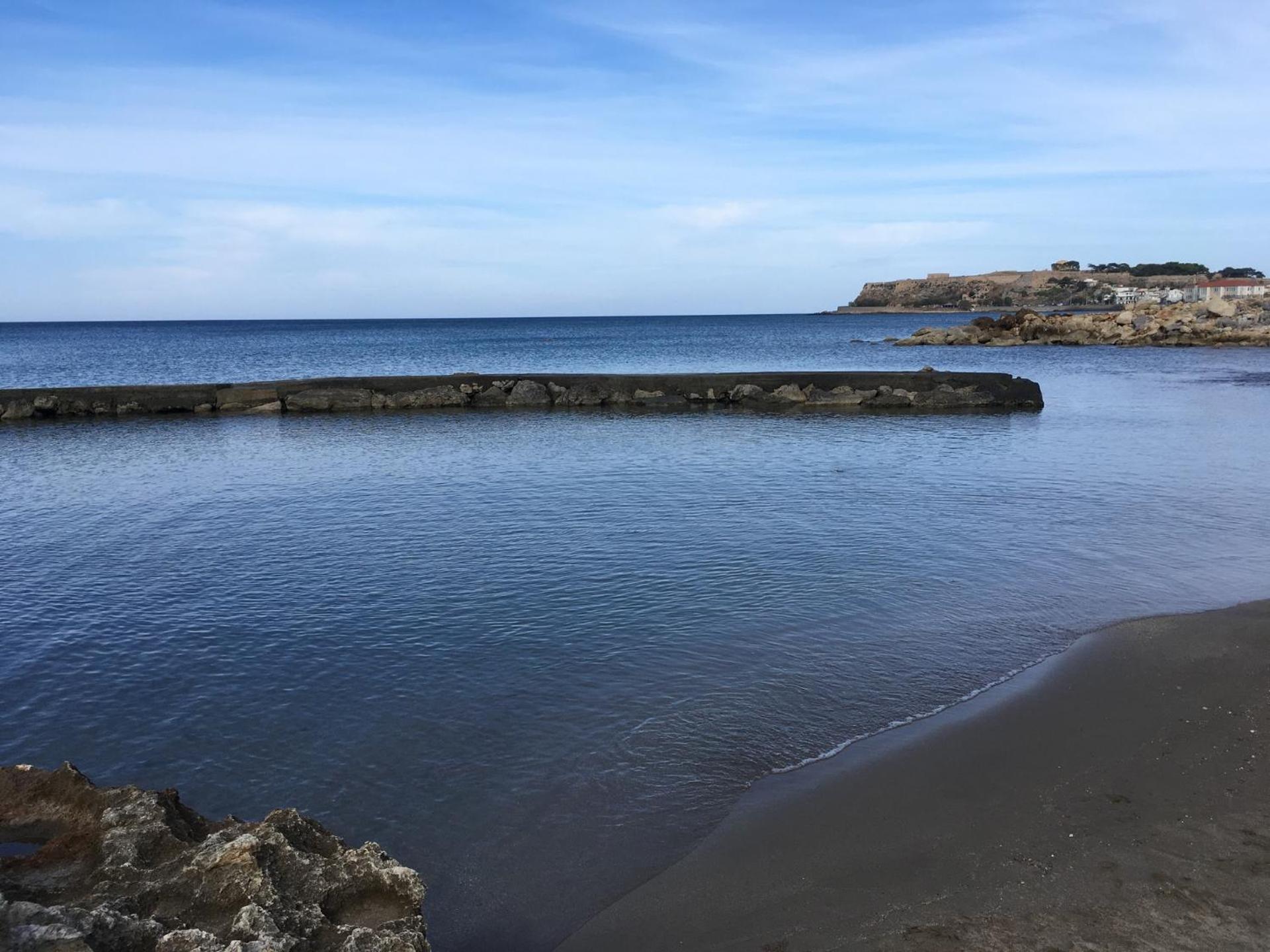 Eftihia Apartments By The Sea Rethymno  Bagian luar foto